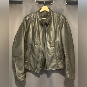 Genuine beautiful motorcycle jacket, braided details, zipped pockets, size S.